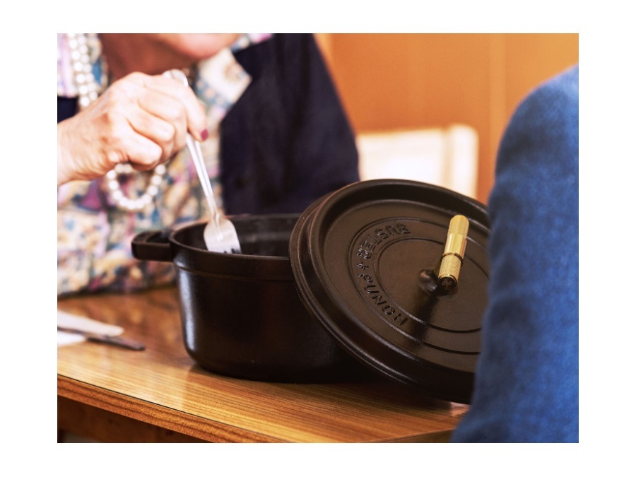 STAUB Cocotte buster+punch nero/oro, Ø 24 cm