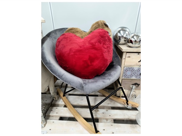 MAISON SUCREE Pluma, cuscino a forma di cuore in eco-pelliccia 50x50 cm
