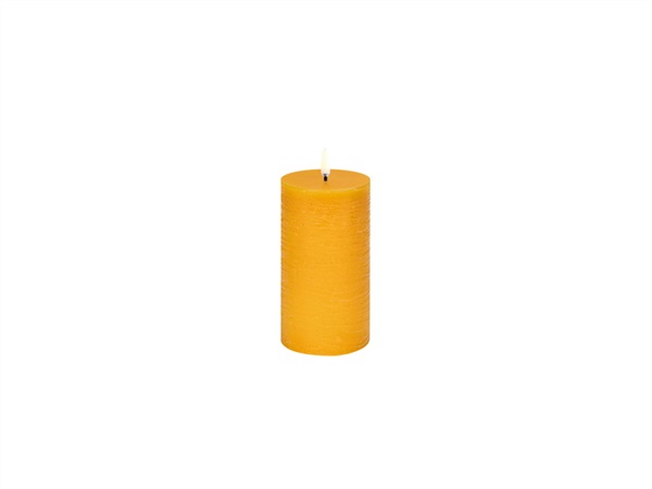 UYUNI LIGHTING Rustic, candela a colonna, curry yellow, 7,8x15,2 cm