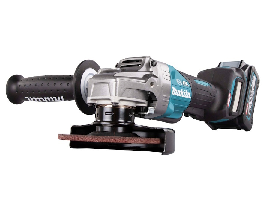 MAKITA Smerigliatrice angolare XGT GA029GM201